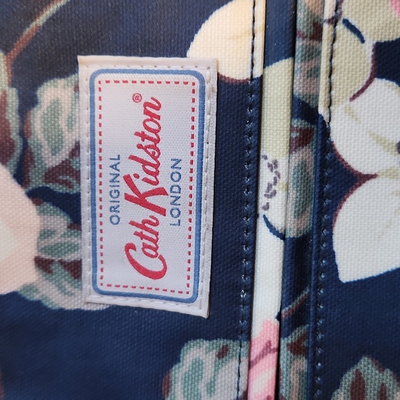 CATH KITSON matte oilcloth forest bunch navy waistbag - Picture 2 of 10